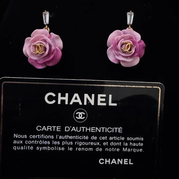 CHANEL PINK FLOWER EARRINGS - Picture 1 of 4